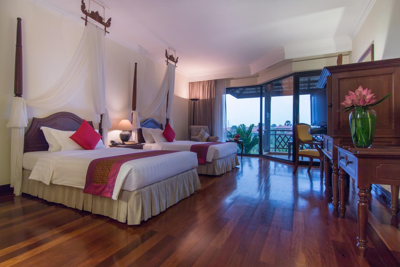 Angkor Palace Suite & Villa Siem Reap Zewnętrze zdjęcie