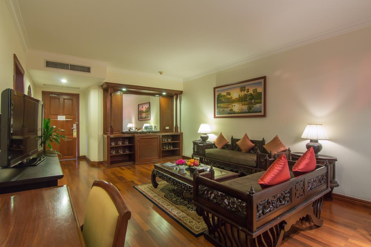 Angkor Palace Suite & Villa Siem Reap Zewnętrze zdjęcie