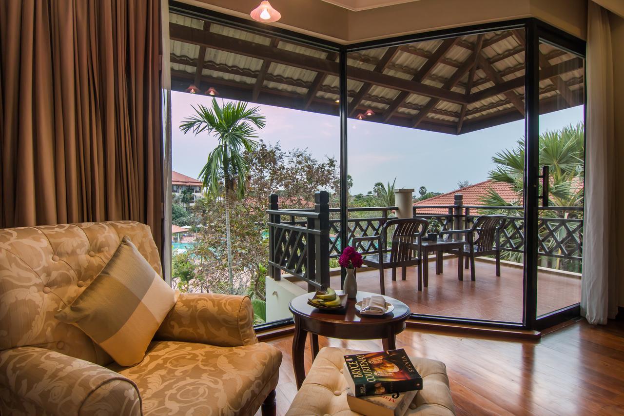 Angkor Palace Suite & Villa Siem Reap Zewnętrze zdjęcie