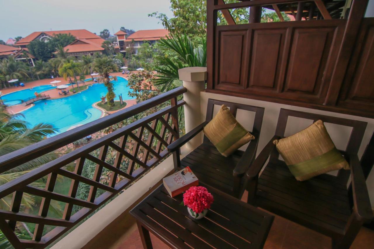 Angkor Palace Suite & Villa Siem Reap Zewnętrze zdjęcie